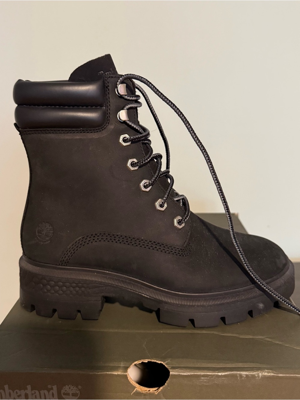 Timberland Women’s Black Lace-Up Padded Collar Boot